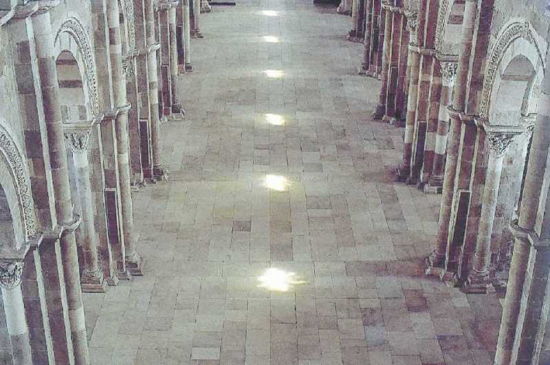 Visite de la Basilique de Vézelay au solstice d'été