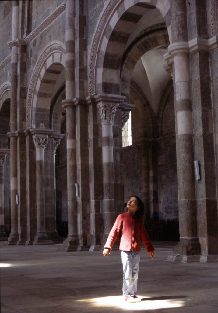 Vezelay solstice enfant