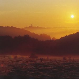 Soleil levant, colline de Vézelay