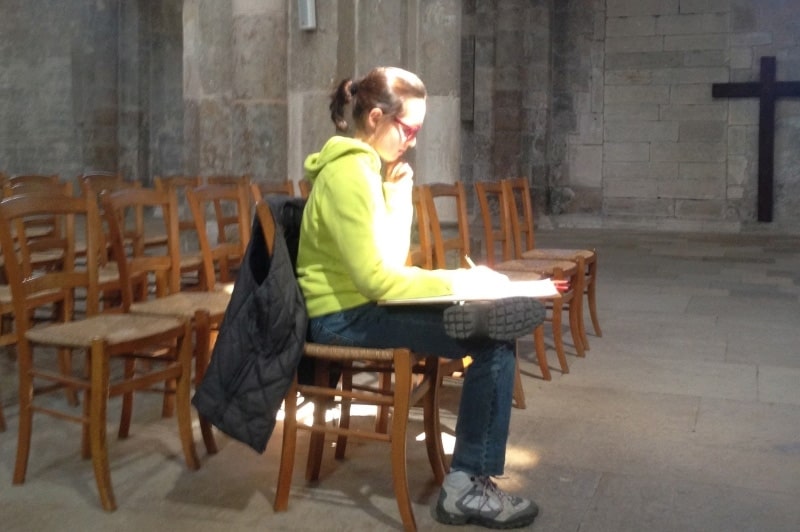 Atelier regard et dessin dans la basilique de vézelay