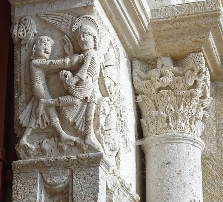 symboles chapiteaux basilique Vézelay